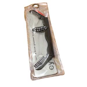 NWT Studio Basics Lash & Brow Groomer To-Go Compact Fold-Down Black Eye Tool